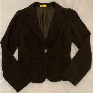 Pink Pump black dress jacket